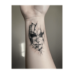 Gebrochene Maske INKON DE